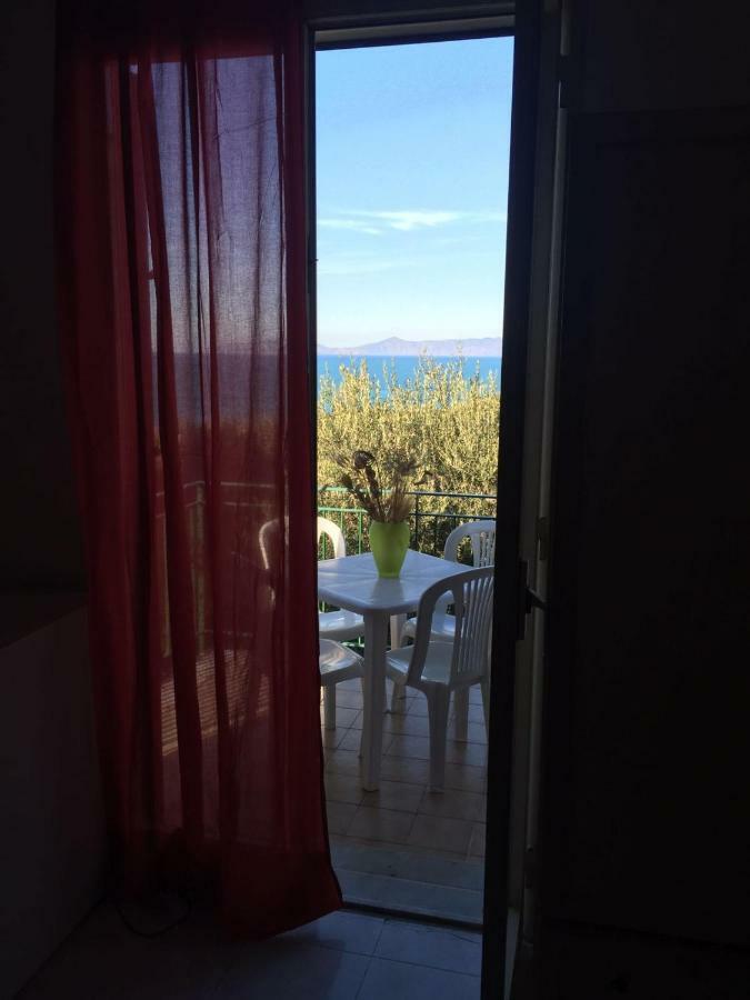 Residence Calava Джойоза Мареа Екстериор снимка